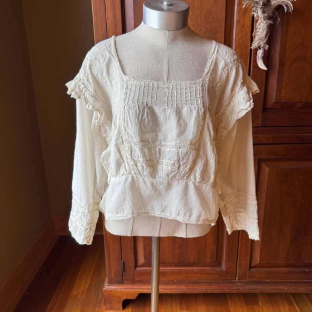 Magnolia Pearl Lucia Lace Embroidered Blouse in Moonlight